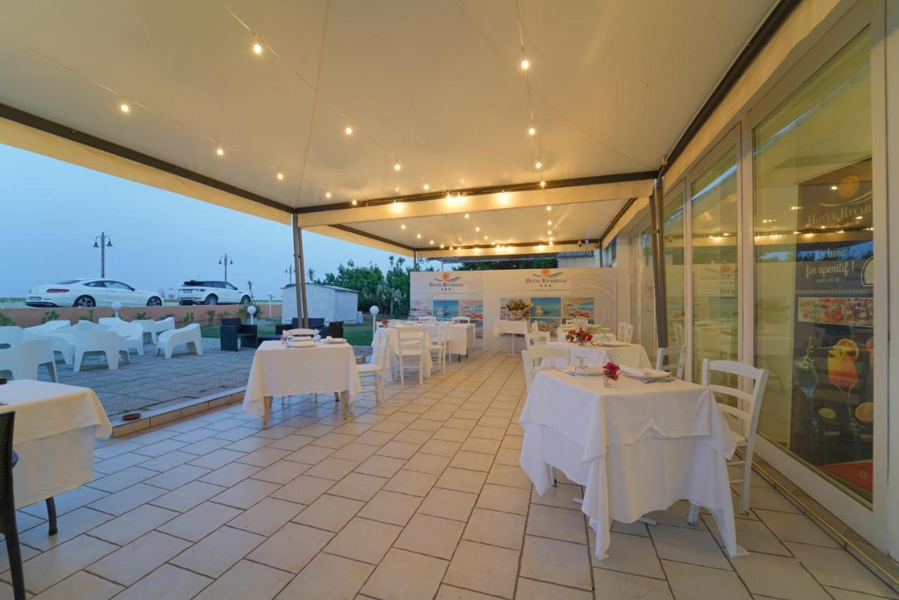 Hotel Rivabella Davoli Exterior photo